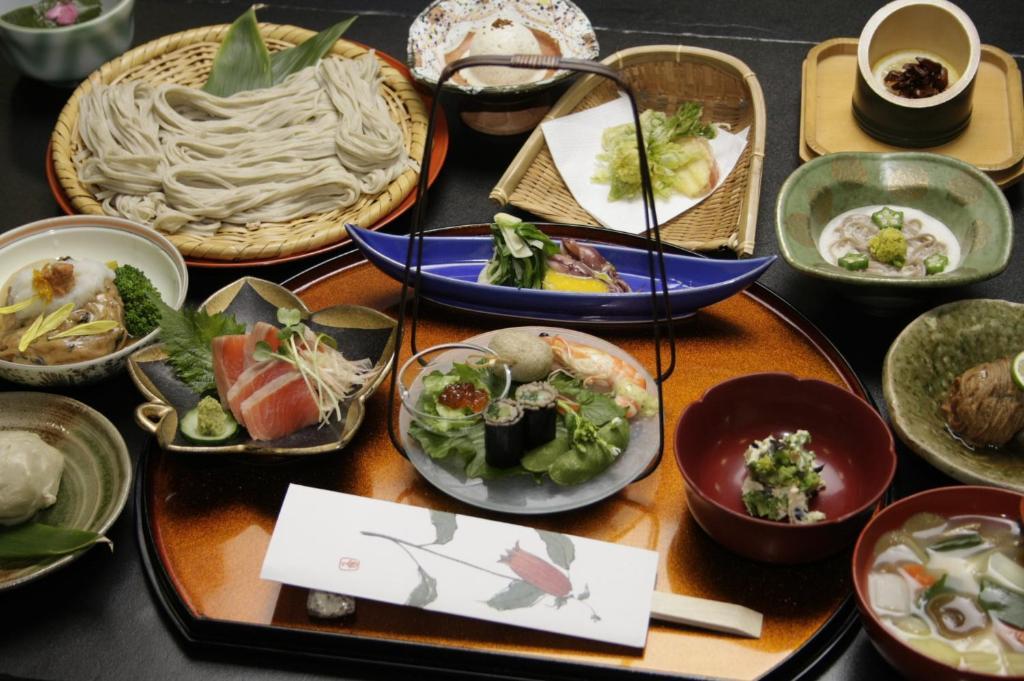 Oumeitei Tsuji Ryokan Nagano Bagian luar foto