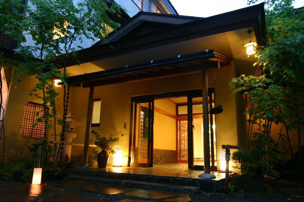 Oumeitei Tsuji Ryokan Nagano Bagian luar foto